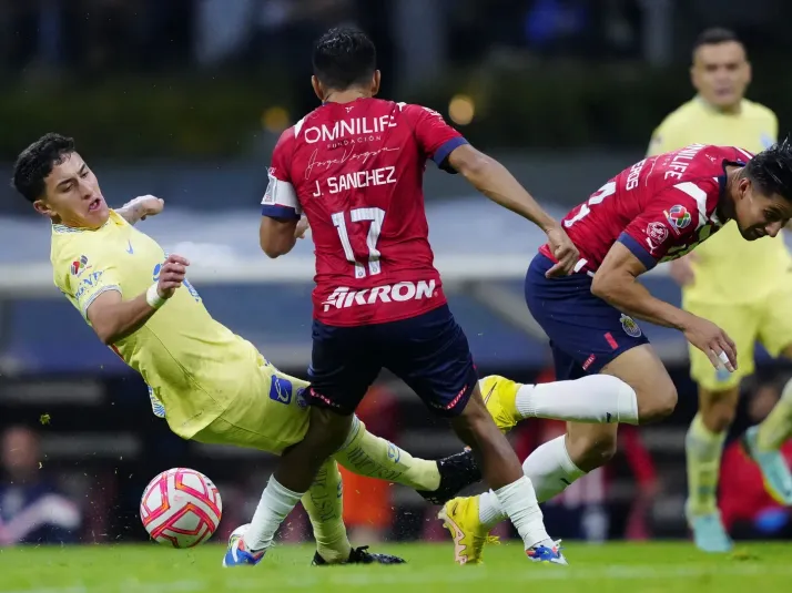 El futbolista del América que reaccionó al retiro del Chapo Sánchez