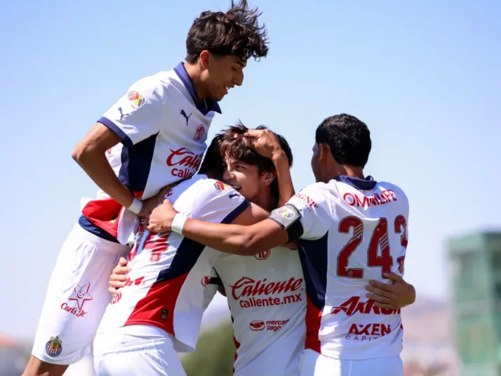 Victoria y eliminación para el Sub-19