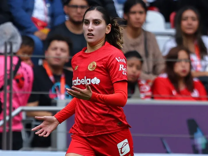 Ex-Chivas: Karla Martínez brilla en Toluca