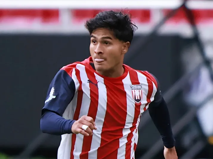La figura del Tapatío que pide pista en Chivas