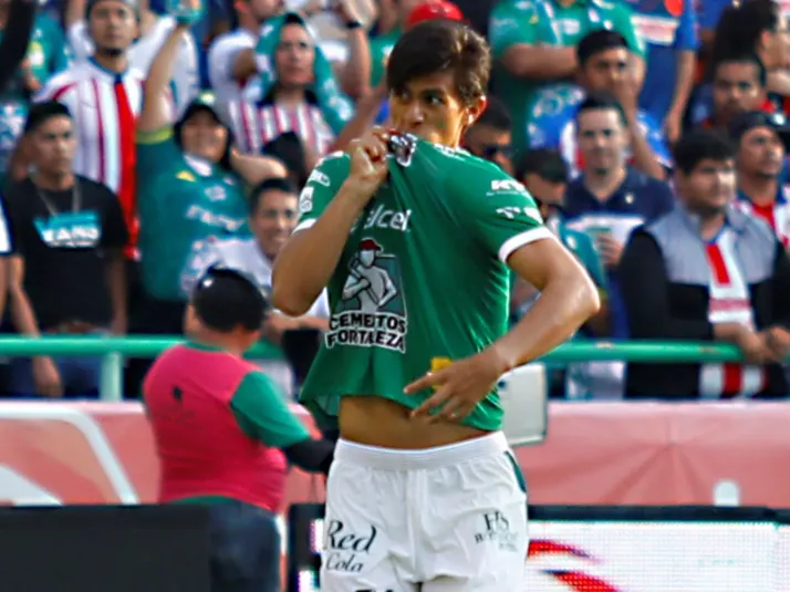 El festejo más polémico de José Juan Macías fue contra Chivas