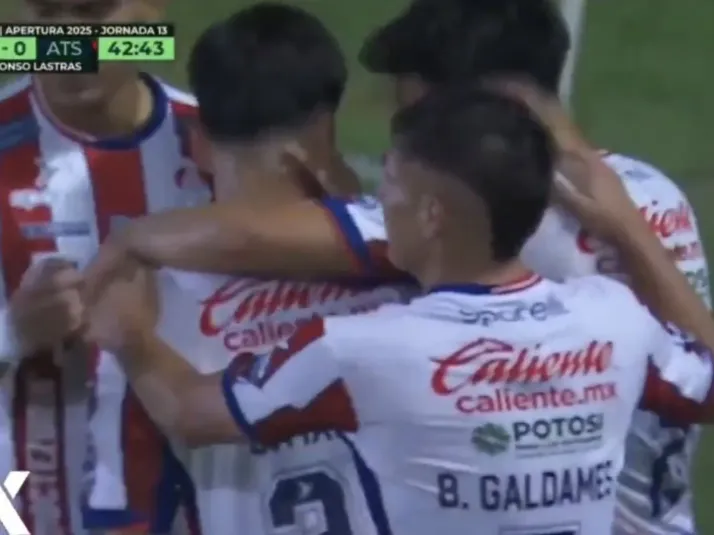 El espectacular gol de Óscar Macías a los Rojinegros del Atlas