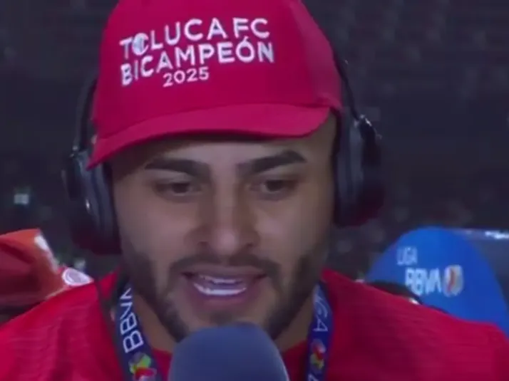 Alexis Vega se acordó de Chivas