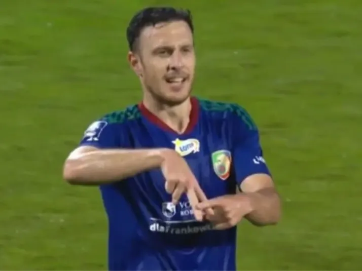 Video: Henríquez anota su primer gol oficial en la liga polaca