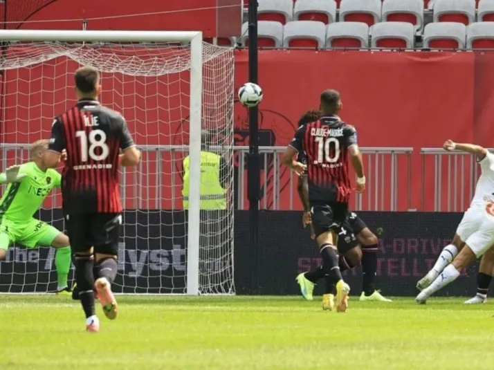 Video: Los primeros goles del Niño Maravilla en Francia