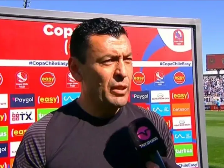 Tobar se emociona en la previa de su retiro del arbitraje