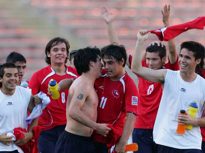 Ex compañero de Sánchez y Vidal en la Sub 20 dice adiós al fútbol profesional