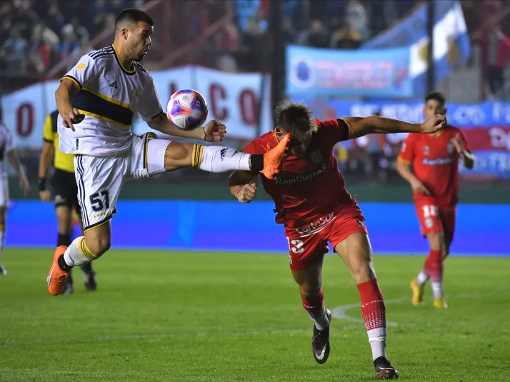Un lesionado y un expulsado: Boca Juniors tuvo una noche para el olvido previo a enfrentar a Colo Colo