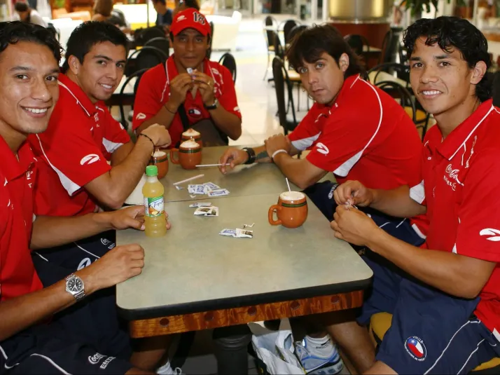 Eterna promesa alba destapa coqueteos con la U y la UC