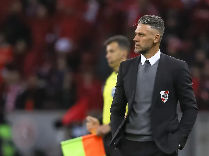 Vaccia se lava las manos con la no llegada de Demichelis a la U