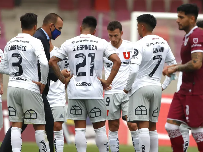 Ex DT de la U dura apenas 6 partidos y recibe el sobre azul por su nefasta campaña