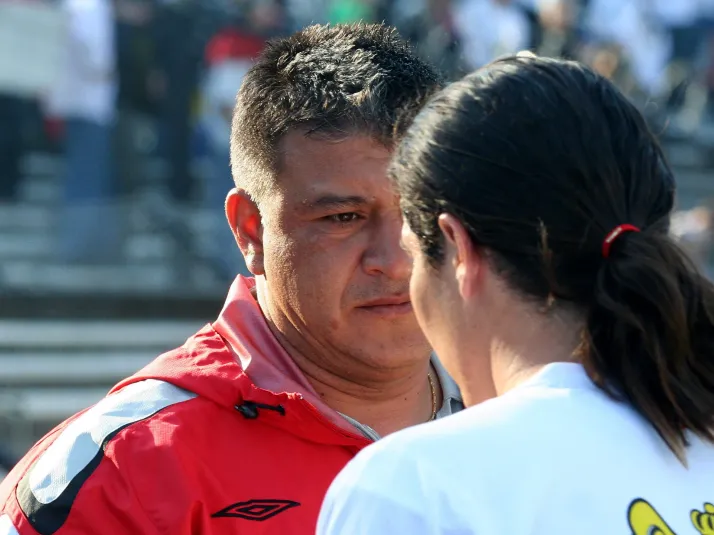 Bichi Borghi cuenta que jugador en Colo Colo no podía seguir si estaba pasado de rosca