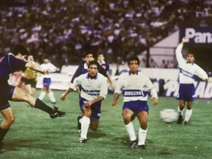 La nueva tocada de oreja de la U a la UC