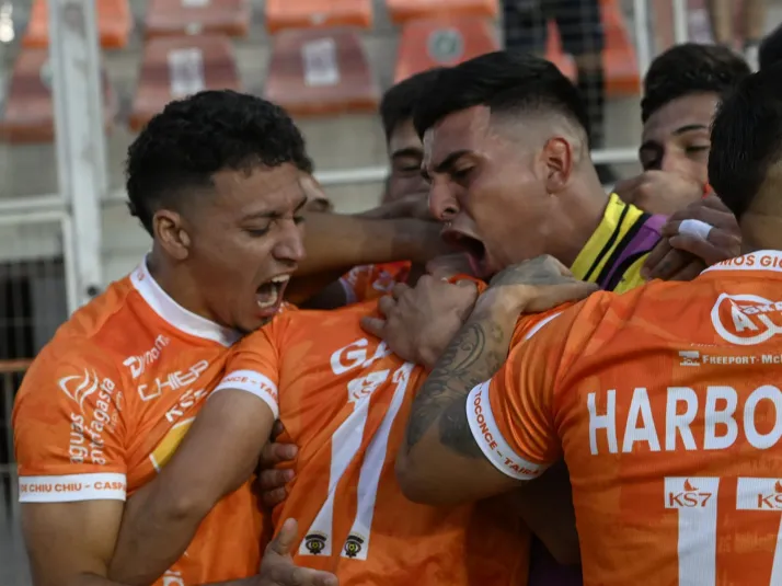 Cobreloa arma un cototo plan de trabajo para sus dos últimos cracks