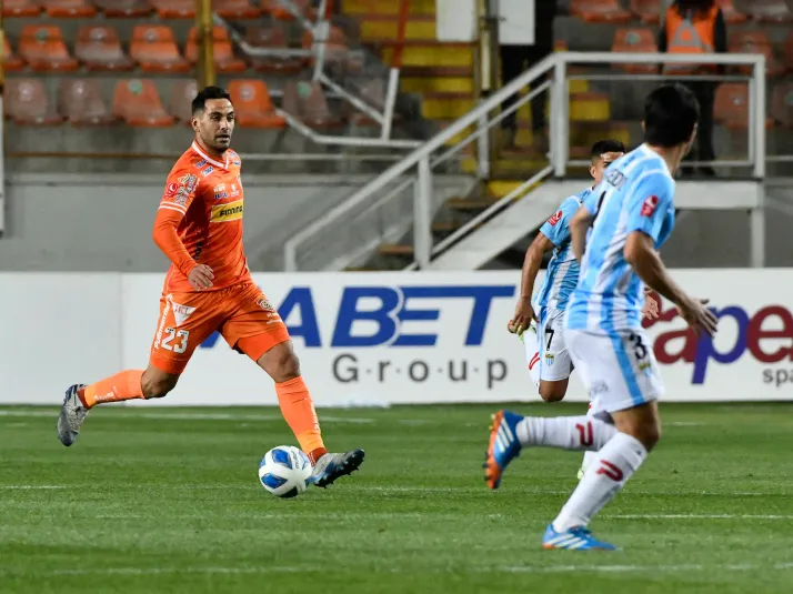 Lo desechó Cobreloa y ahora busca el ascenso con Curicó Unido