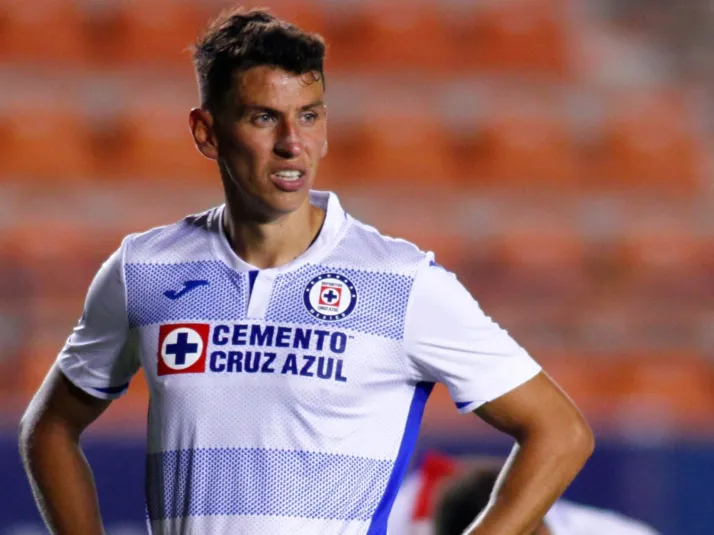 La desgarradora acusación de Lichnovsky: ex U acusa discriminación por su religión