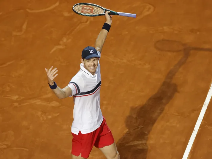 Dos chilenos en semifinales: Nicolás Jarry hace historia en el Masters de Roma