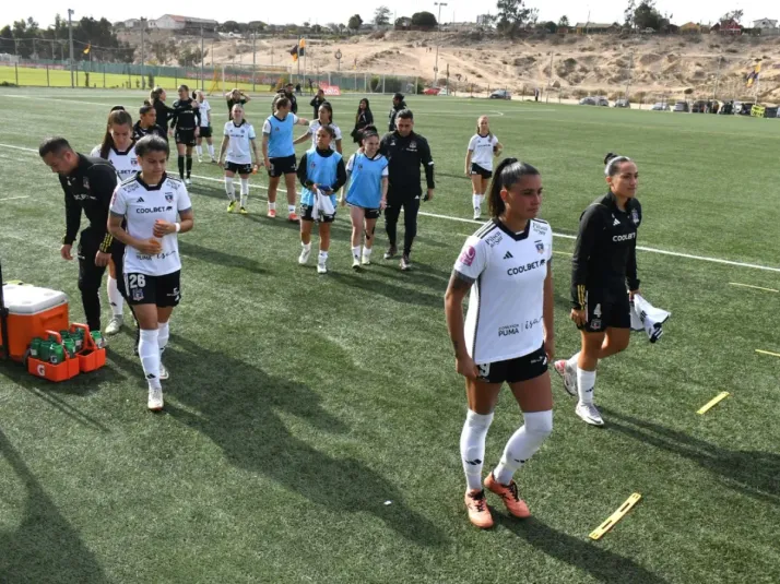 Colo Colo vive una experiencia inédita en el fútbol femenino
