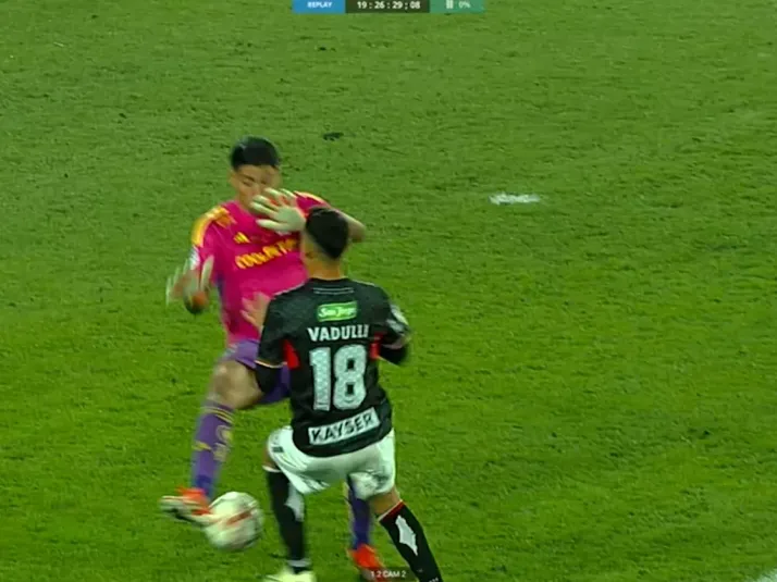 Audios del VAR: Explican por qué no fue penal de Brayan Cortés en Colo Colo vs Palestino