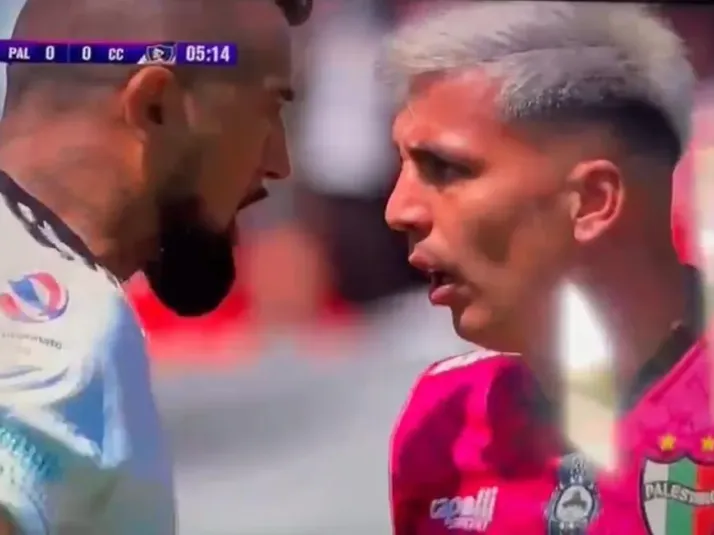 El duelo picante de Arturo Vidal con jugador de Palestino