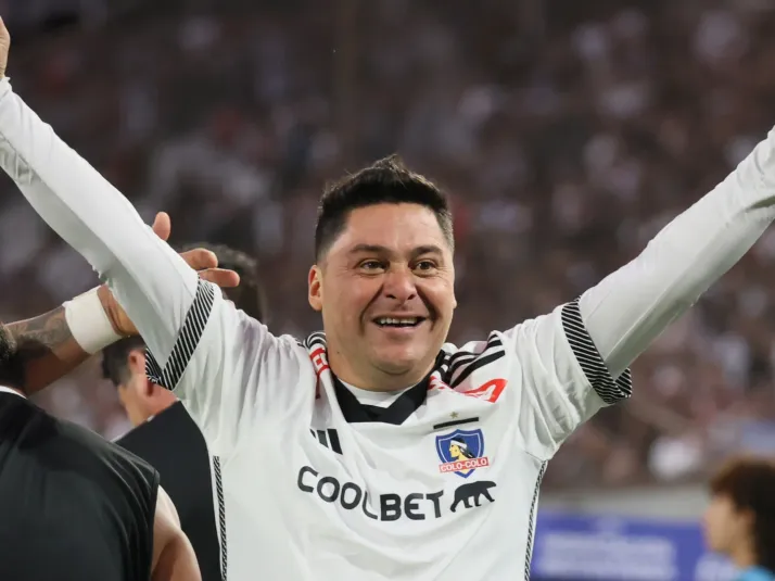 Con Colo Colo y la U: Manuel Neira adelanta eventual cuadrangular de leyendas