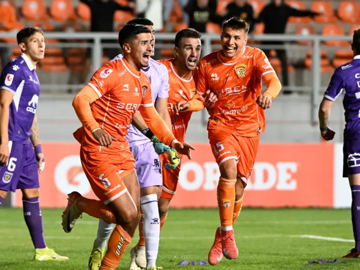 Cobreloa recuperará a dos futbolistas para etapa decisiva de la Primera B