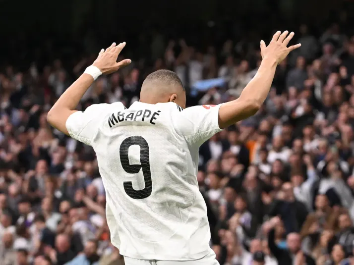 Fin de una era: Mbappé deja vacante la 9 en el Madrid