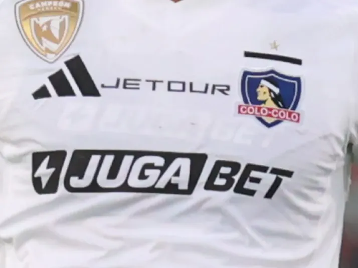 El mejor futbolista de la historia de su país no duda: "Colo Colo es..."