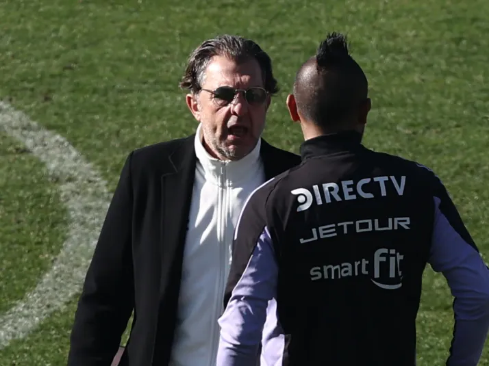 Mosa le raya la cancha a Vidal: "Los contratos se respetan"