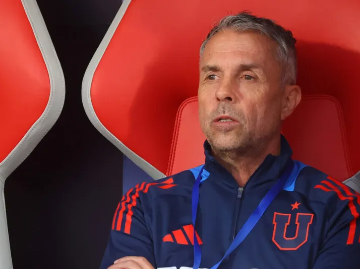 Tres posibles caminos para Gustavo Álvarez ante inminente partida de la U