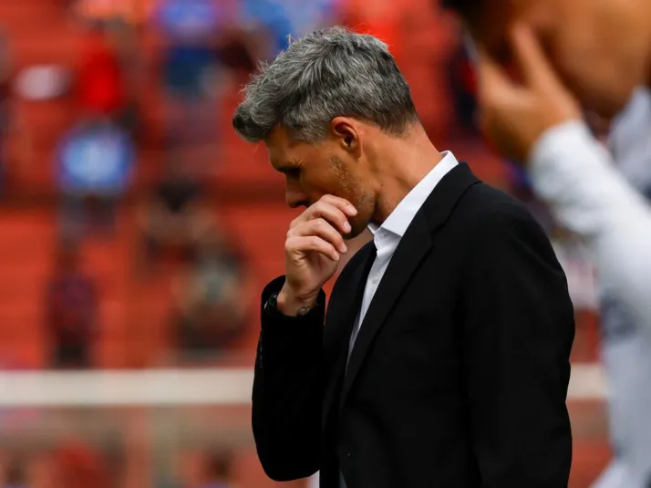 Fernando Ortiz al borde de las lágrimas en Colo Colo: esta fue la razón 