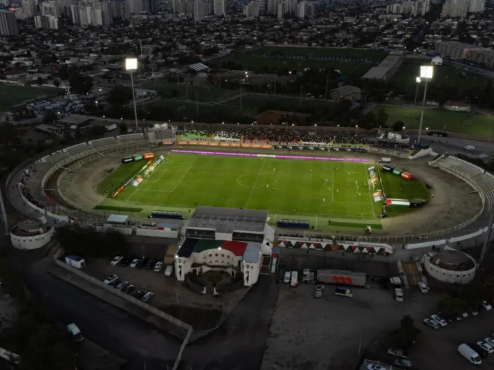 Así se vería el Estadio Municipal de La Cisterna en 30 años más, según la IA