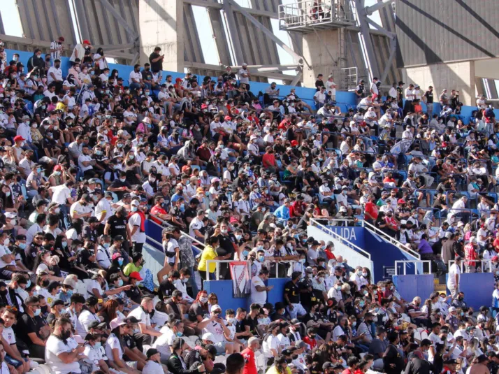 Icónico estadio del fútbol chileno tendrá fuerte remodelación: "Algo que no existe..."