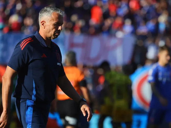 La U se despide oficialmente de Álvarez con frías palabras