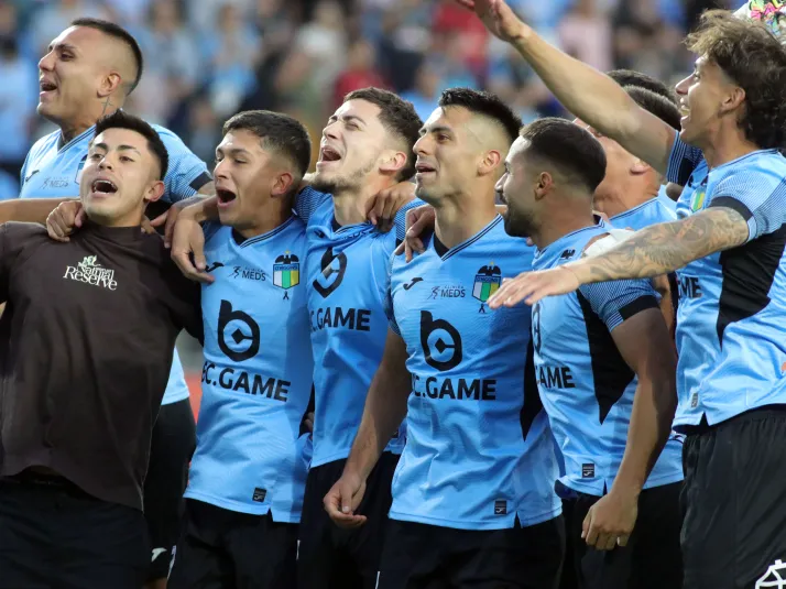 Crack de O'Higgins es puro agradecimiento con Paqui Meneghini