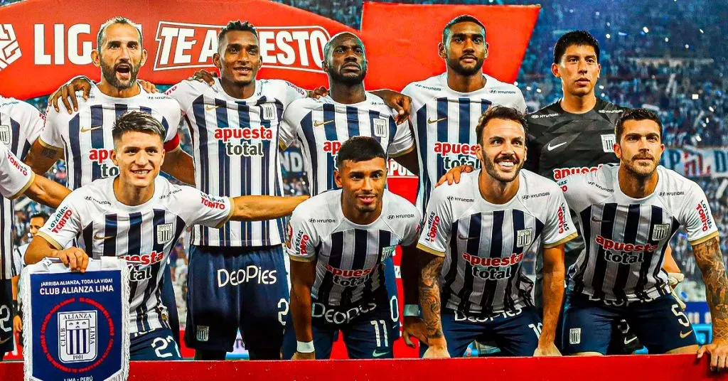 Alianza Lima formado en la Liga 1 de Perú. (Foto: Alianza Lima)