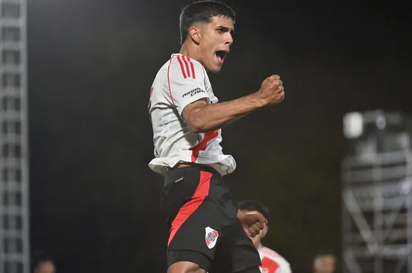 Tomás Nasif acumula seis goles en el campeonato y buscará pasarlo a Ruberto, también con seis.