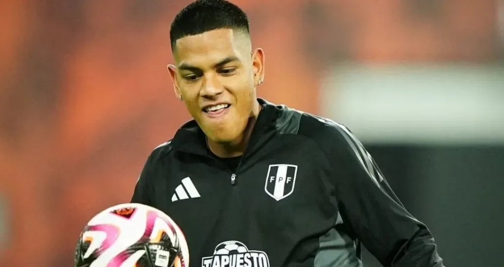 Joao Grimaldo entrenando en la Selección Peruana. (Foto: A Presión).