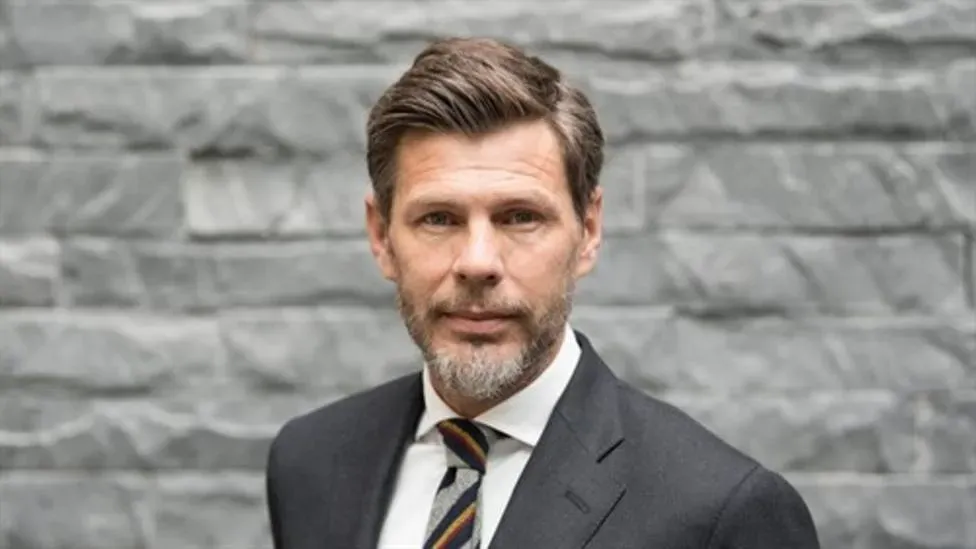 Boban Zvonimir presentó su renuncia… ¿Hace lo mejor para la UEFA o tiene aspiraciones personales?