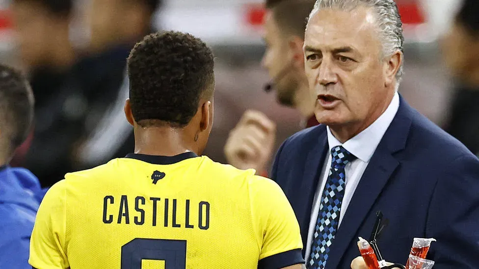 La no convocatoria de Byron Castillo a Qatar 2022 fue uno de los detonantes de la salida de Gustavo Alfaro.