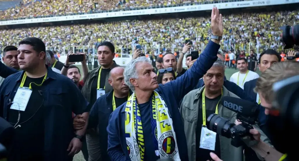 José Mourinho renovó las esperanzas en Fenerbahce.