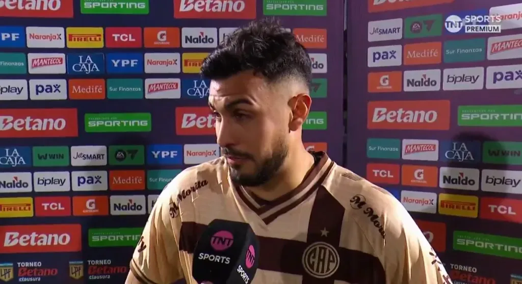 Nacho Vázquez respondió sobre su futuro cuando terminó el partido con el Bicho. (Captura TV)
