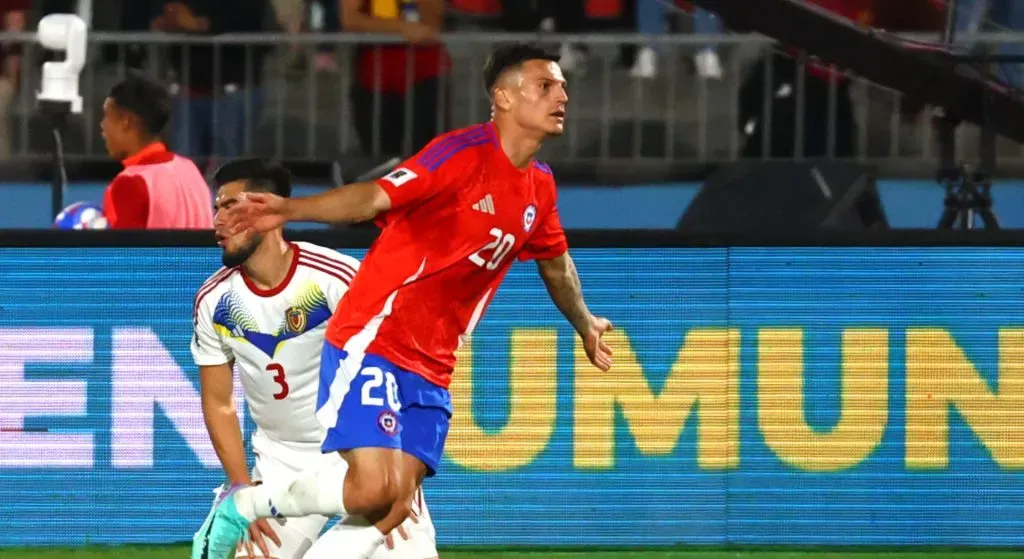 Cepeda suele ser convocado por la Selección de Chile.