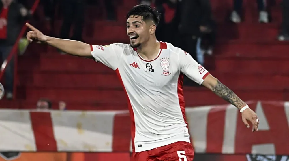 Alarcón llegó a Boca desde Huracán.