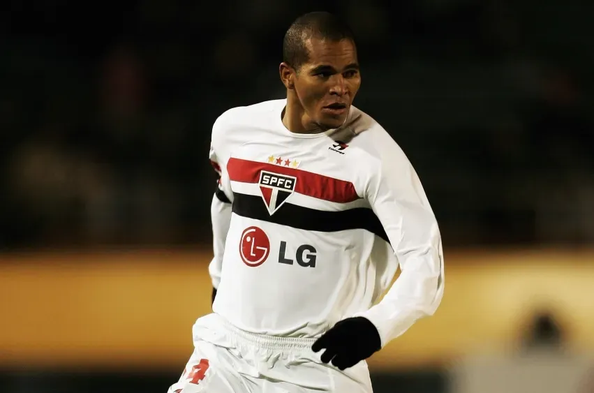 Aloísio Chulapa em ação pelo São Paulo – Foto: Getty Imagens