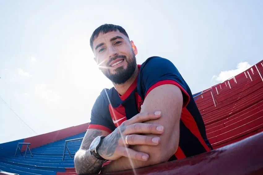 Fydriszewski ya fue presentado en Barcelona SC. (Foto: @SanLorenzo)