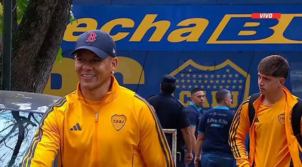 Rojo llegó con una gorra especial a Victoria. (ESPN)