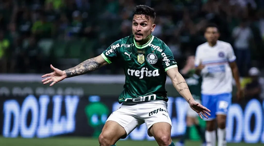 Foto: Fabio Giannelli/AGIF – Artur jogador do Palmeiras durante partida contra o Bahia no estadio Arena Allianz Parque pelo campeonato Brasileiro A 2023.