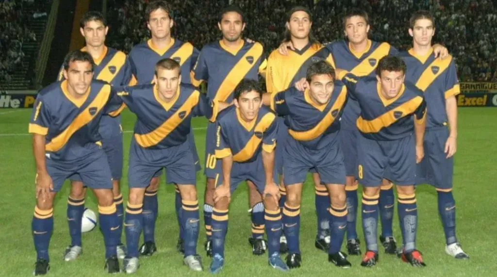 Boca usó una banda cruzada amarilla en 2005. (Imagen: TyC Sports web)