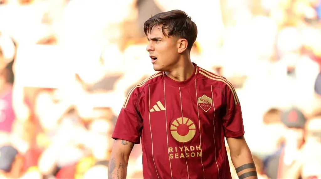 Paulo Dybala podría irse de AS Roma. (IMAGO)